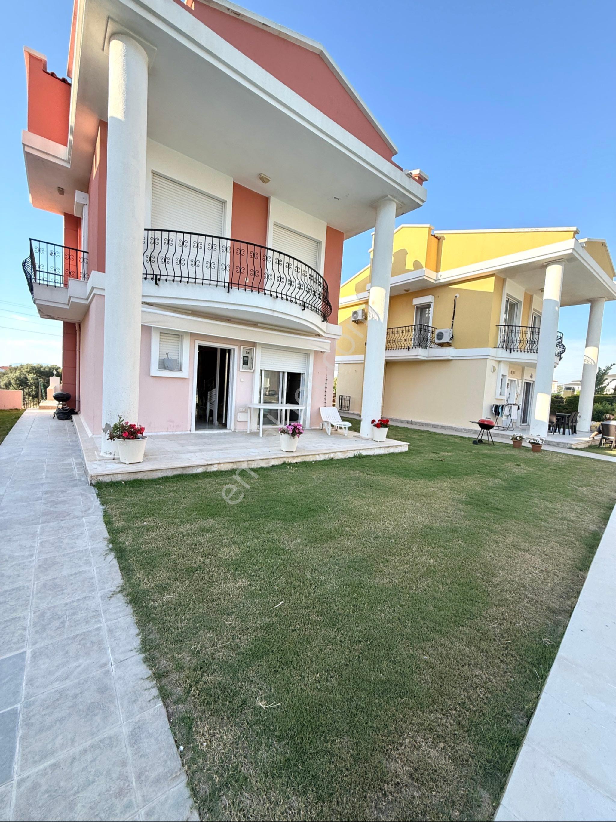 Şifne’de Havuzlu Sitede Deniz Manzaralı Ve Bahçeli 3+1 Eşyalı Müstakil Villa - Görsel 15