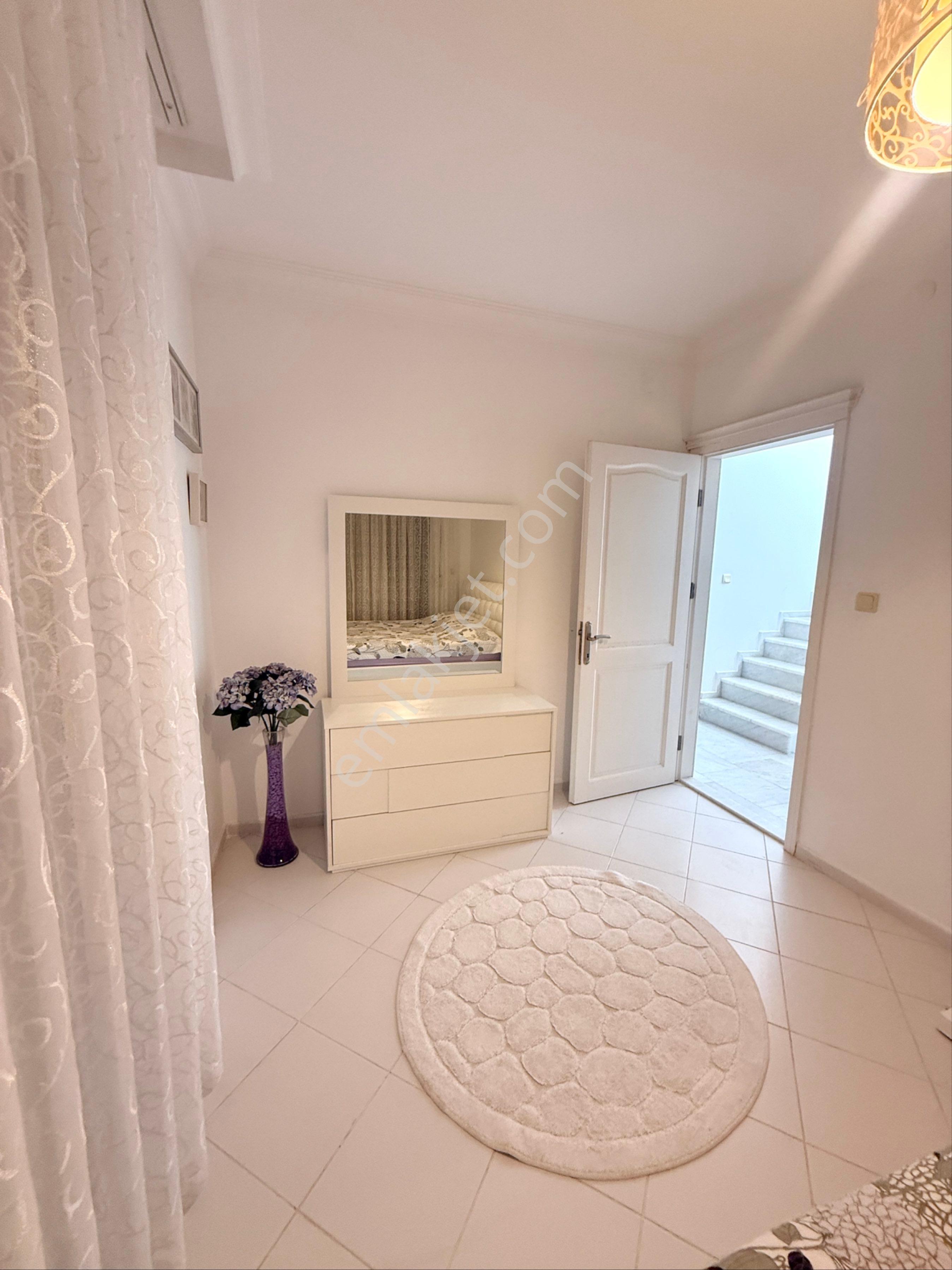 Şifne’de Havuzlu Sitede Deniz Manzaralı Ve Bahçeli 3+1 Eşyalı Müstakil Villa - Görsel 28
