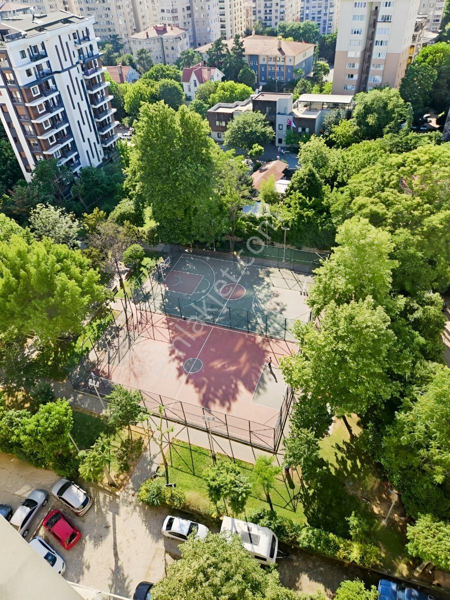 Kozyatagi Bayar Cad. 2.bina Harika Konumda 2+1 - Görsel 29