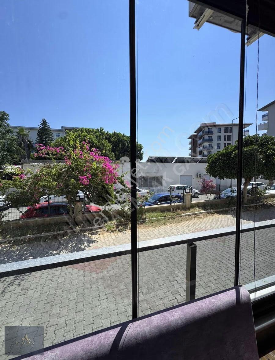 Belek Yoluna 100 Mt Mesafede Satılık 3+1 (kombi,cam Balkon) - Görsel 16