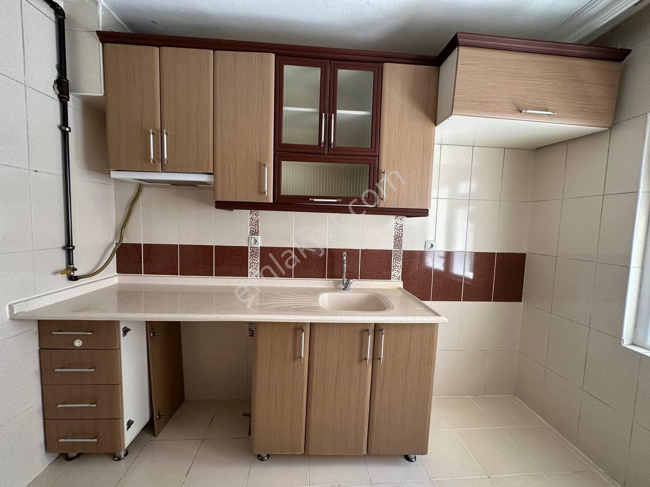 Plevne Mah. Yeni Binada, 75 M², 2+1, Yüksek Giriş, Kiralık Daire - Görsel 12