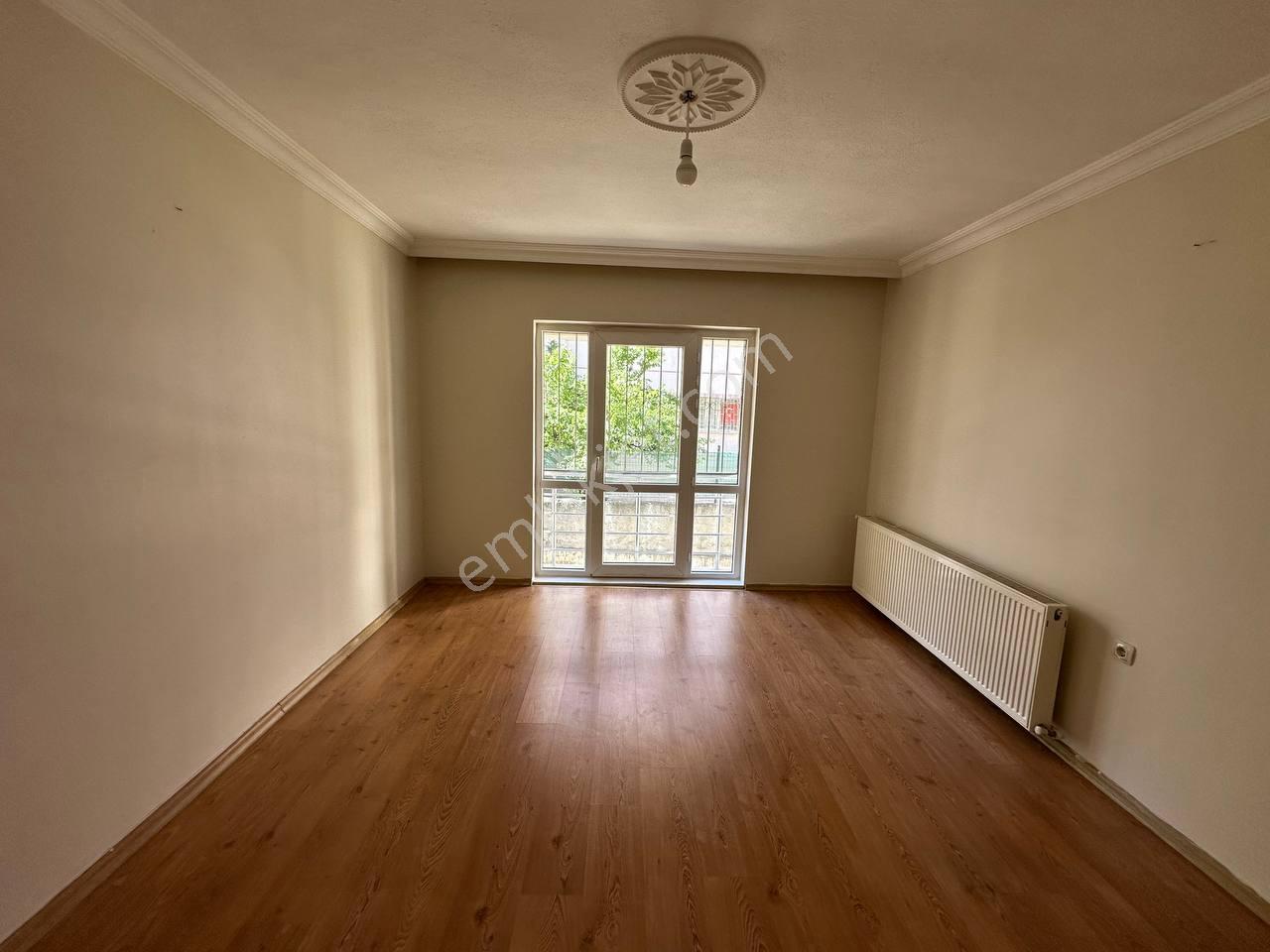 Plevne Mah. Yeni Binada, 75 M², 2+1, Yüksek Giriş, Kiralık Daire - Görsel 6
