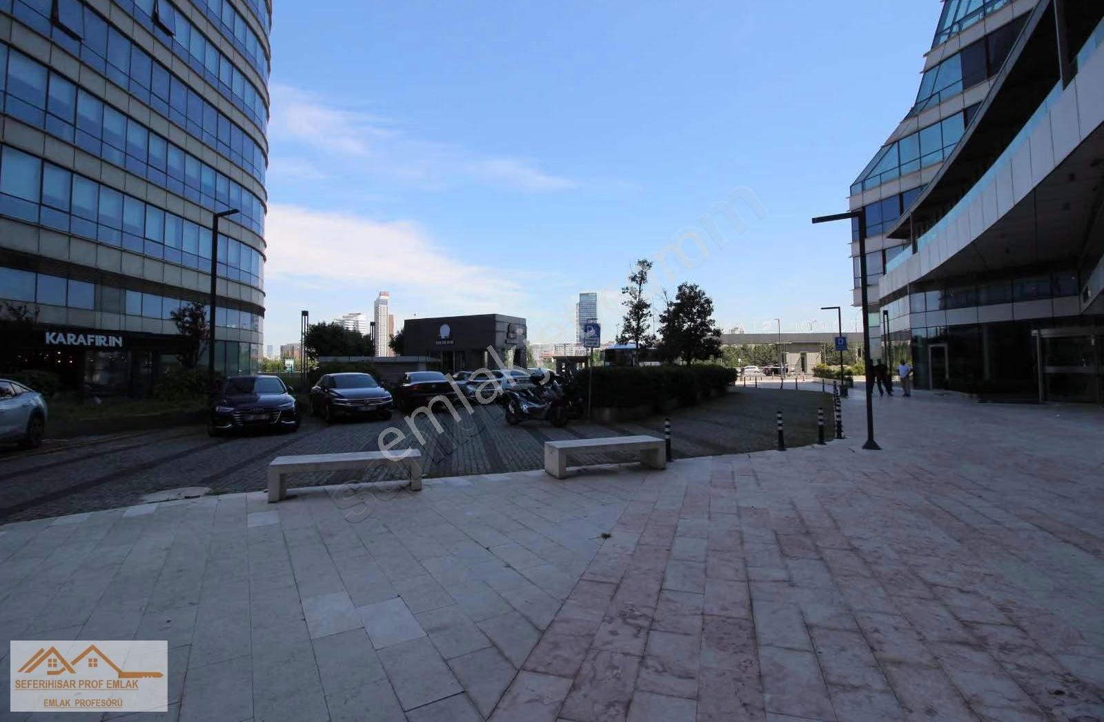 Ataşehir Metropol Yüksek Kat Kralik Kare Daire/ofis - Görsel 10