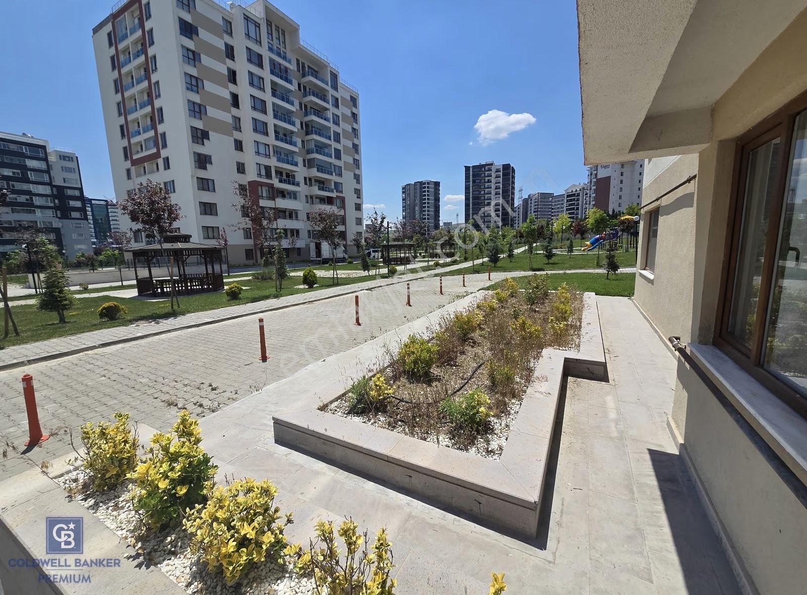 Bağlıca'da Merkezi Konumda Masrafsız Arakat Kiralık 4+1 Daire - Görsel 13