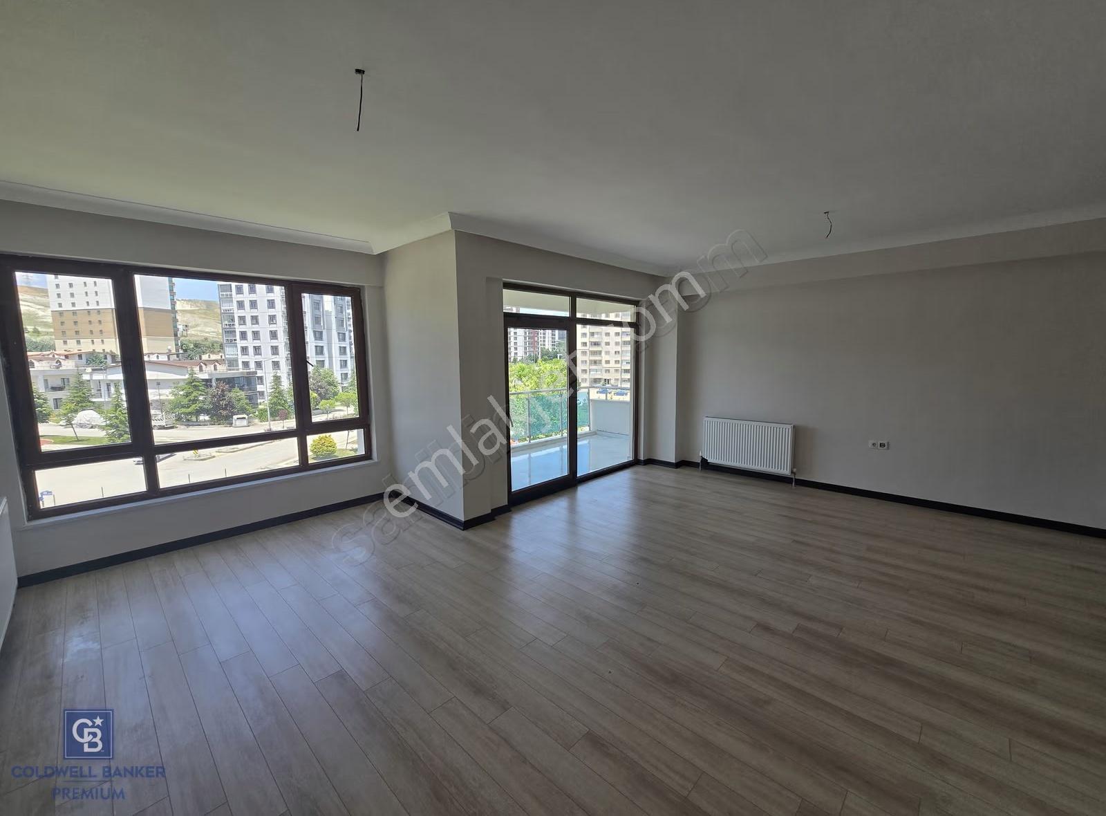 Bağlıca'da Merkezi Konumda Masrafsız Arakat Kiralık 4+1 Daire - Görsel 8