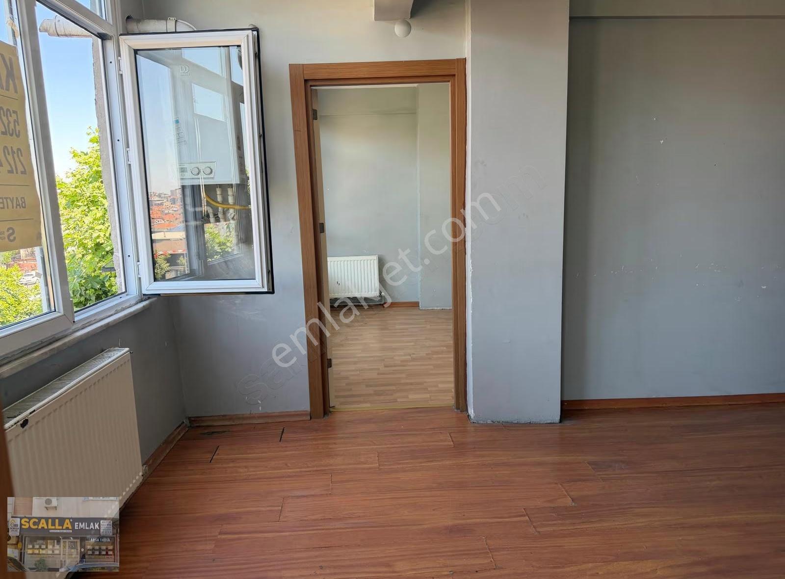 Bahçelievler Kiralık Daire 4+1 Metrobüse 5-7 Dak Yürüme - Görsel 13
