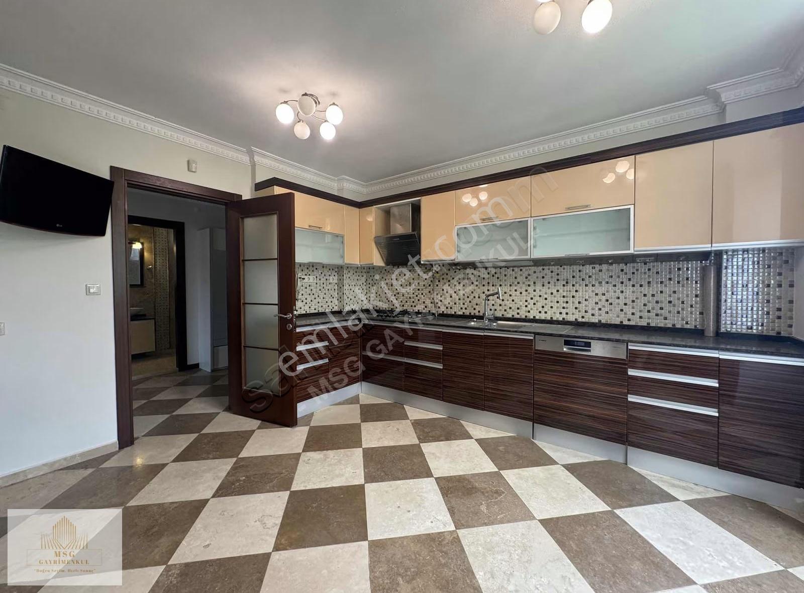 Msg'den Forum Bornova Karşısı Site İçinde Tam Müstakil 4+1 Villa - Görsel 43