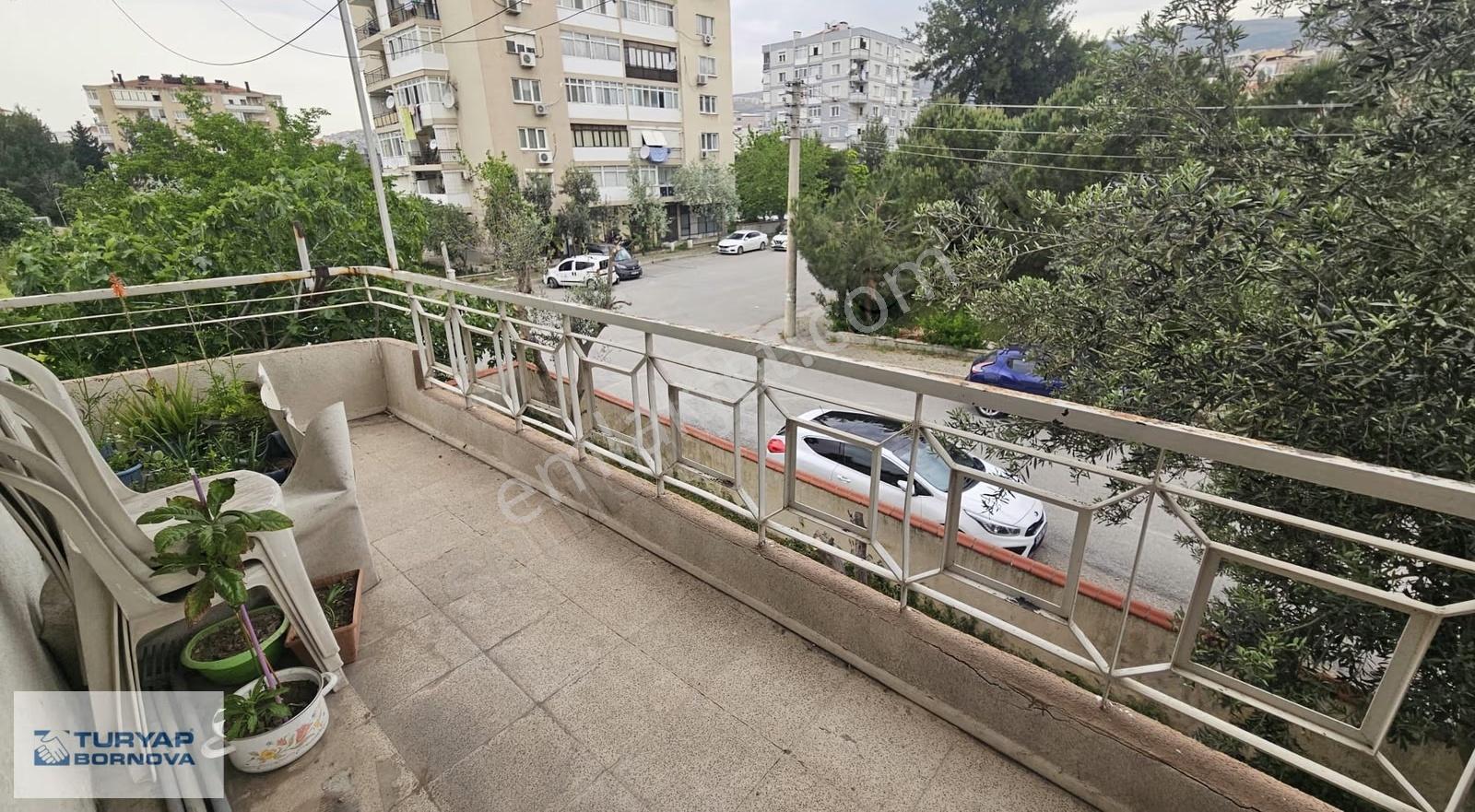 Osmangazi Mahallesinde Site İçi Ferah Köşe Satılık 3+1 Daire - Görsel 2