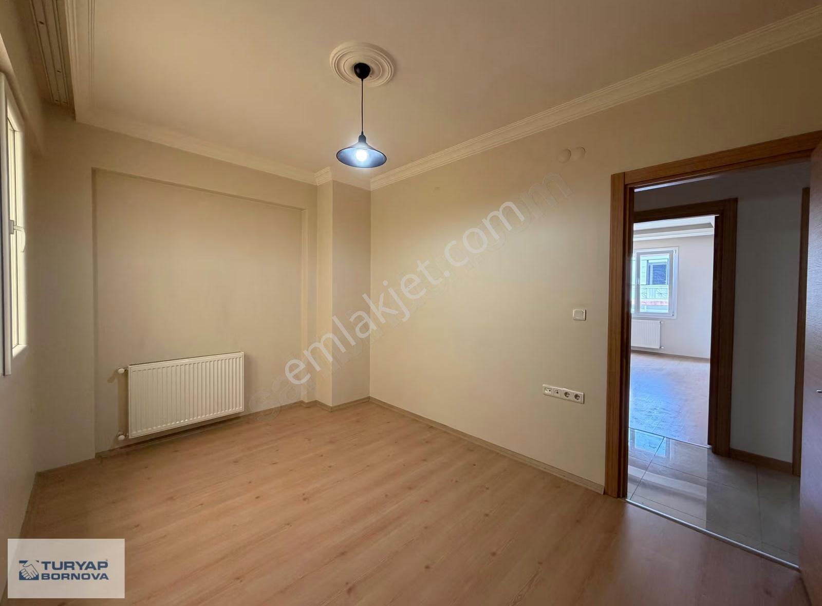 Bornova Erzene Mahallesi'nde Kiralık 2+1 Daire - Görsel 22