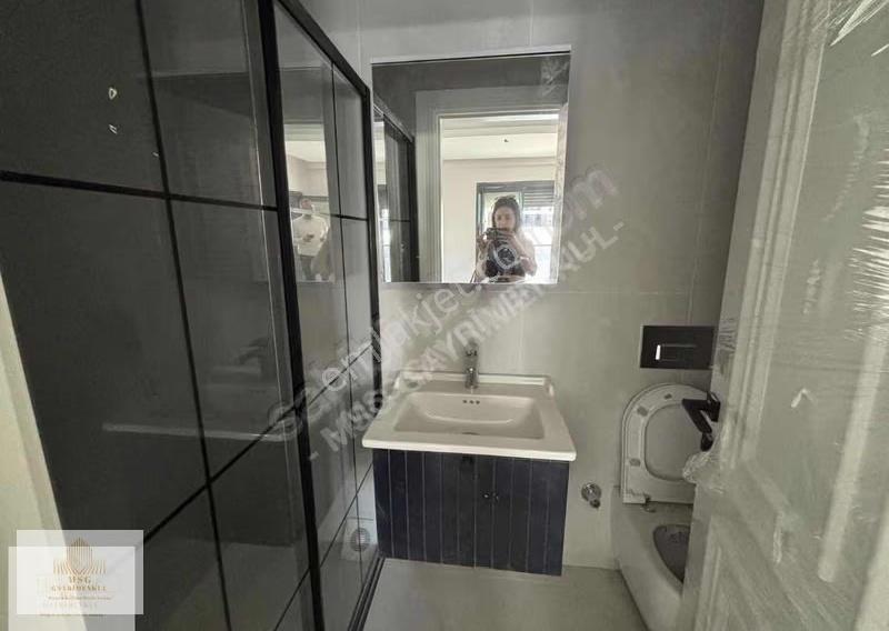 Msg'den Gaziemir'de Bahçeli Ve Teraslı Sıfır Lüks Tripleks Villa - Görsel 24
