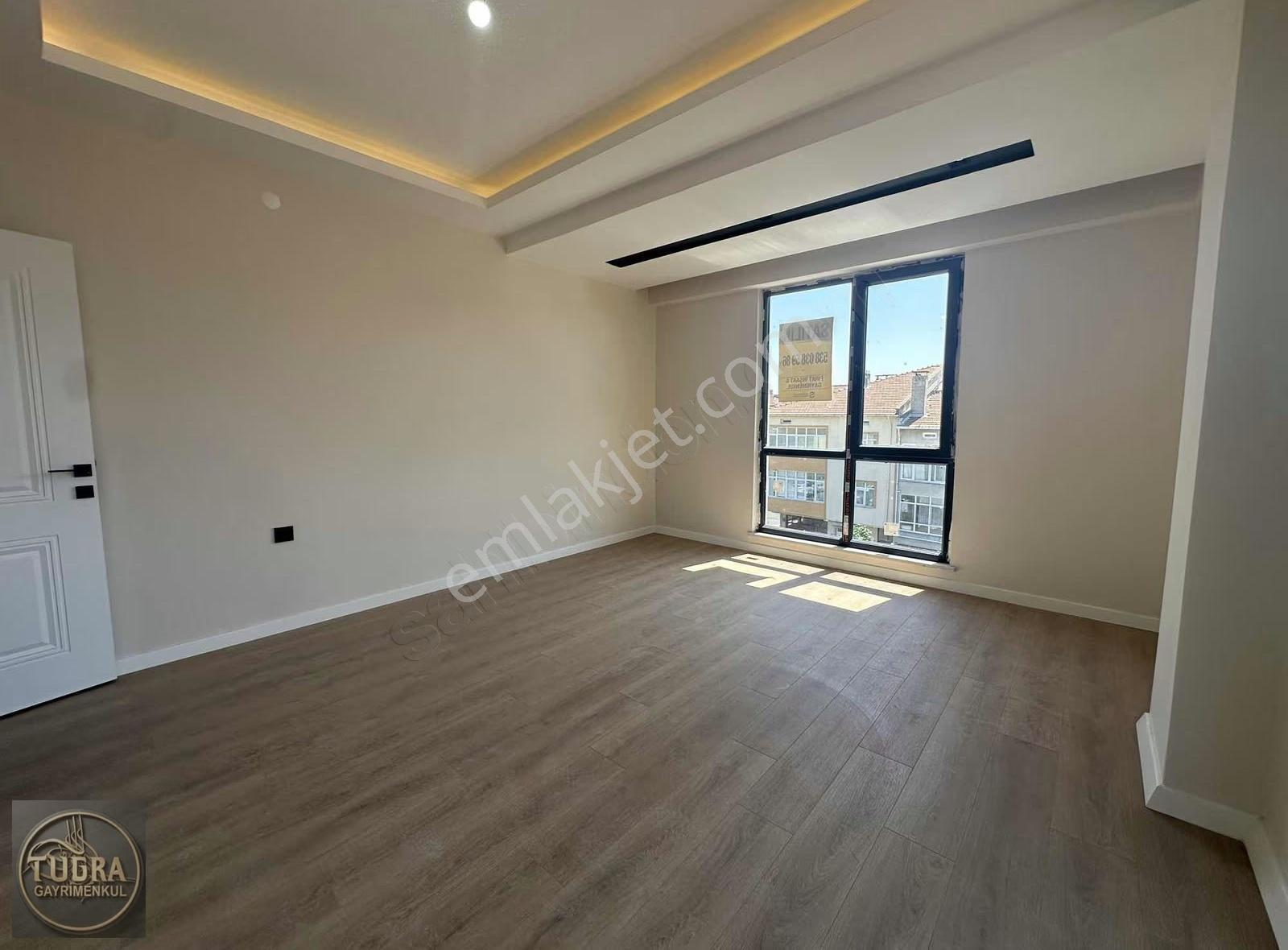 Tuğra'dan Hatip Mah. Cadde Cepheli 2+1 Sıfır Ara Kat Daire - Görsel 7