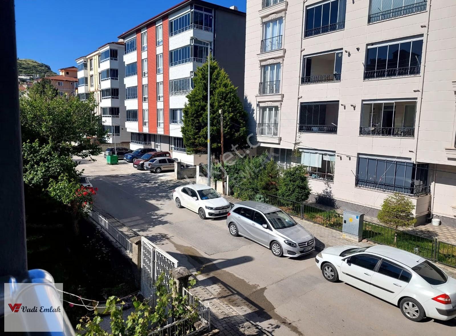 Geniş Ve Kullanışlı 3+1 Kiralık Bakımlı Daire | Vadi Emlak - Görsel 21