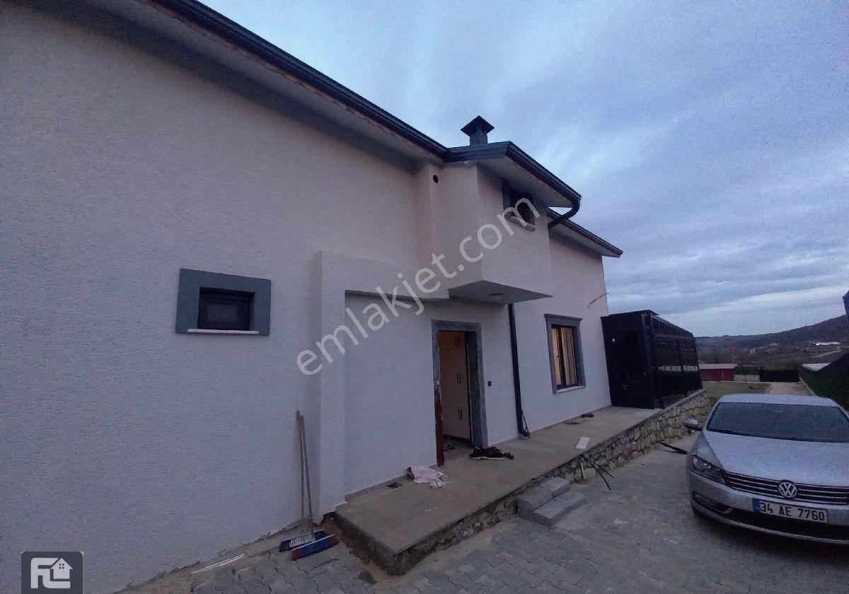 F-l Emlaktan Kocaeli Karagöllü De Kapalı Havuzlu Lüks Villa - Görsel 5