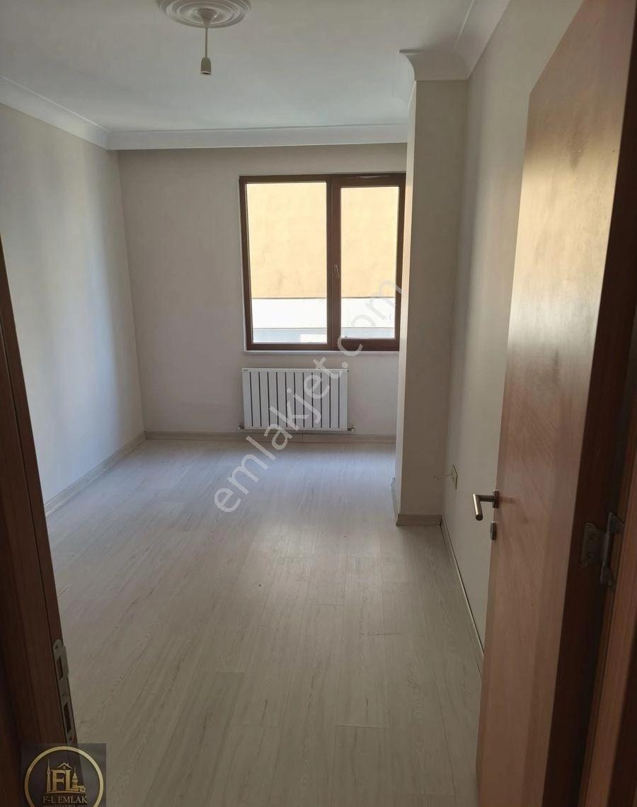 F-l Emlaktan Esatpaşa 3+1 Nezih Sitede Kiralık 4.kat Genç Bina - Görsel 8