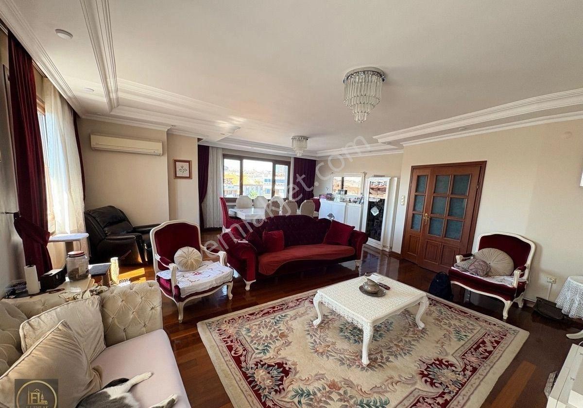 F-l Emlaktan Küçükyalı Marmaraya Yakın 5+2 Triplex Satılık Daire