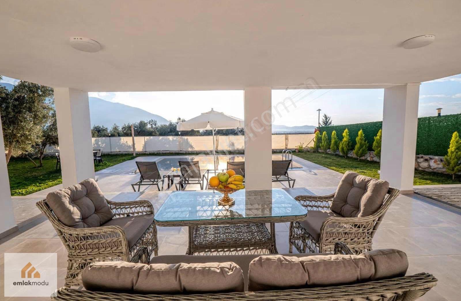 Karaçulha Aylık Ödemeli Deniz Manzaralı Kiralık Süperlüx Villa - Görsel 7
