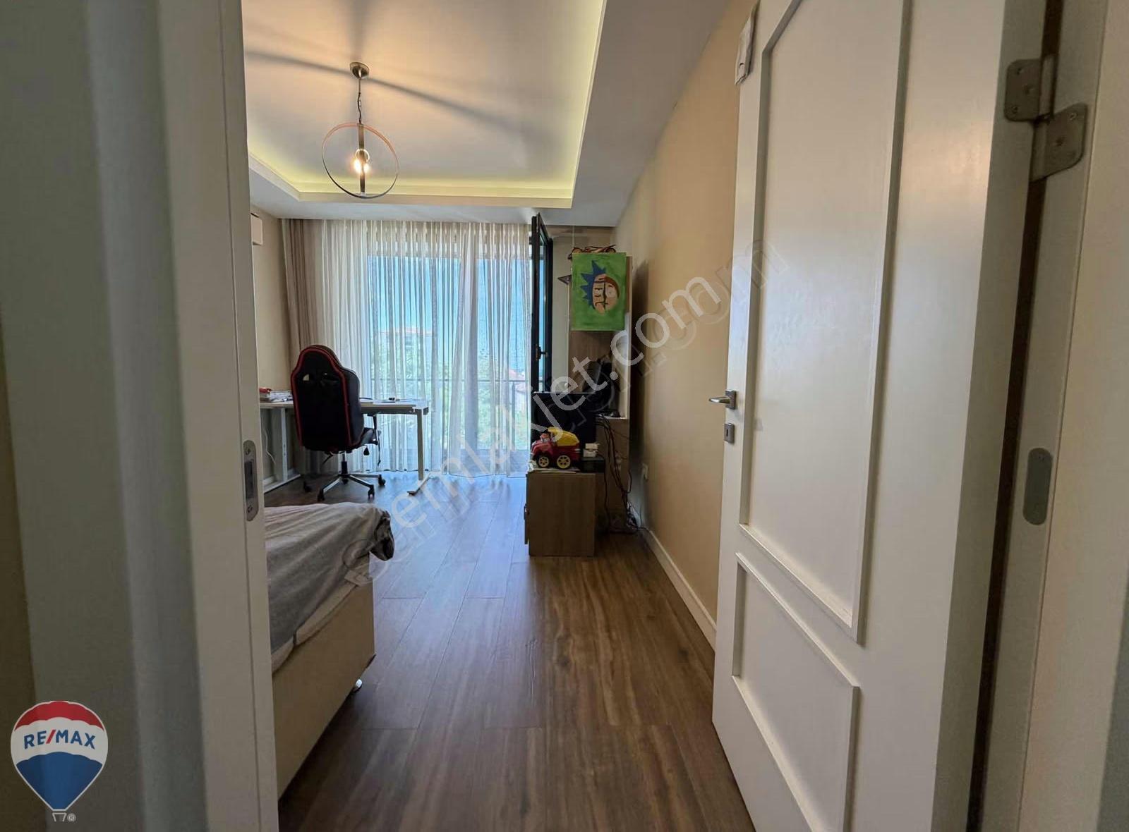 Remax Mavi'den Buyapı Uptown Sitesinde Kiralık 3+1 Lüks Daire - Görsel 32