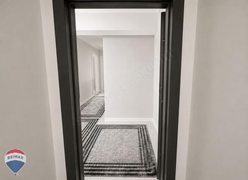 Kaynarca Konak Geniş 3+1 Daire Remax Mavi Tuncay Şen'den - Görsel 7