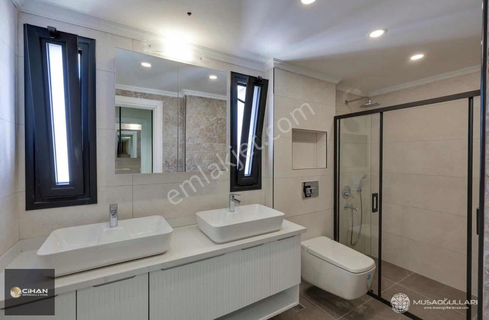 Kuşadası'nda Özel Havuzlu Müstalik Villa - Görsel 25