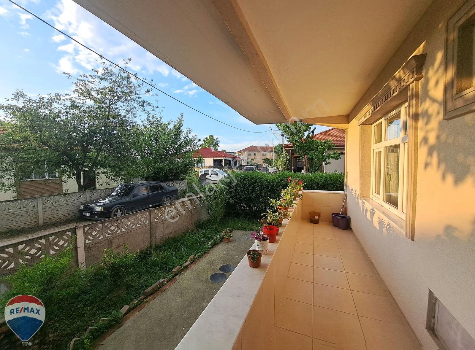 Remax Mavi'den Adapazarı'na 10 Dk. 342 M² Arsada Müstakil Ev - Görsel 18