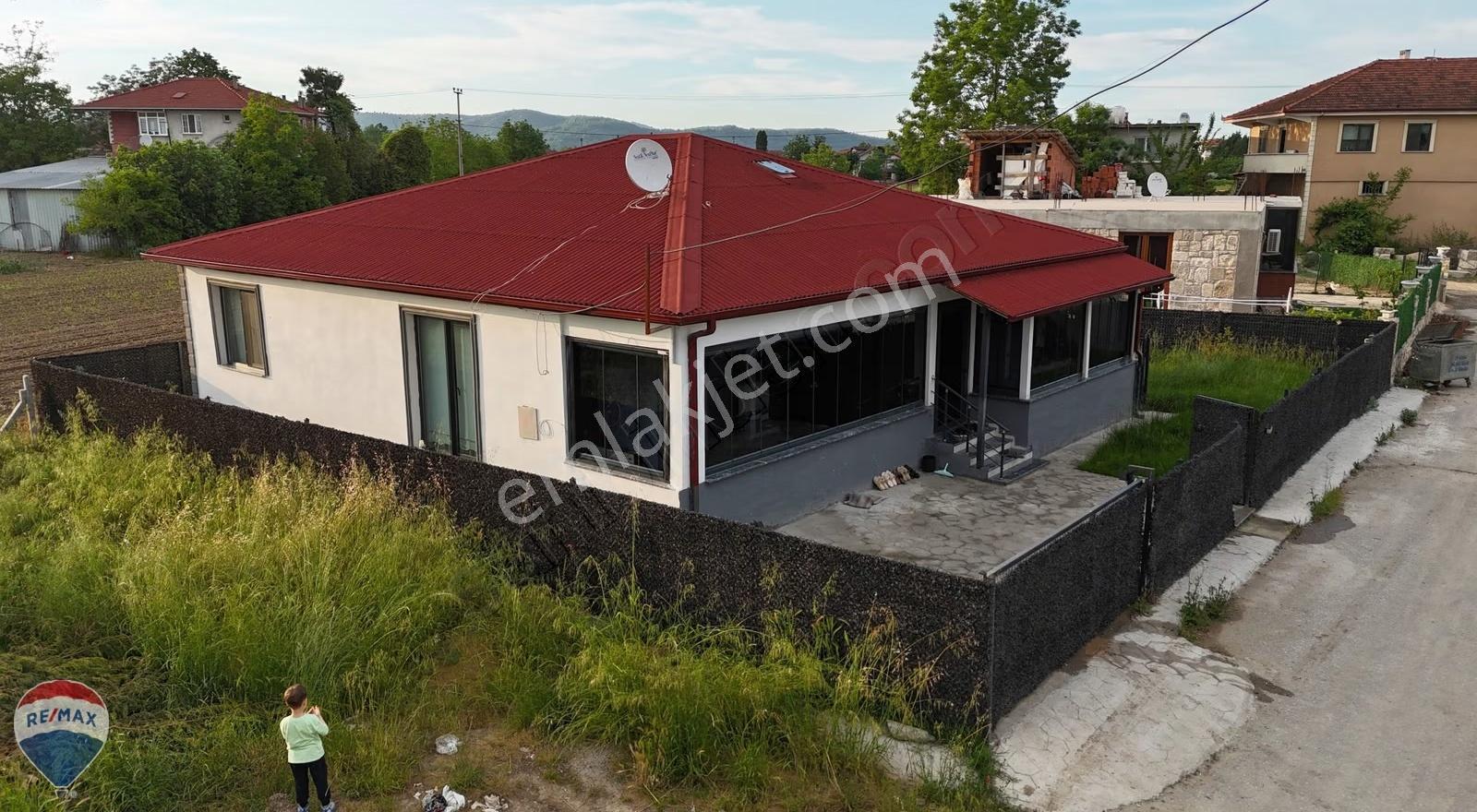 Remax Mavi'den Adapazarı'na 10 Dk, 351 M²arsada 3+1, Müstakil Ev - Görsel 10