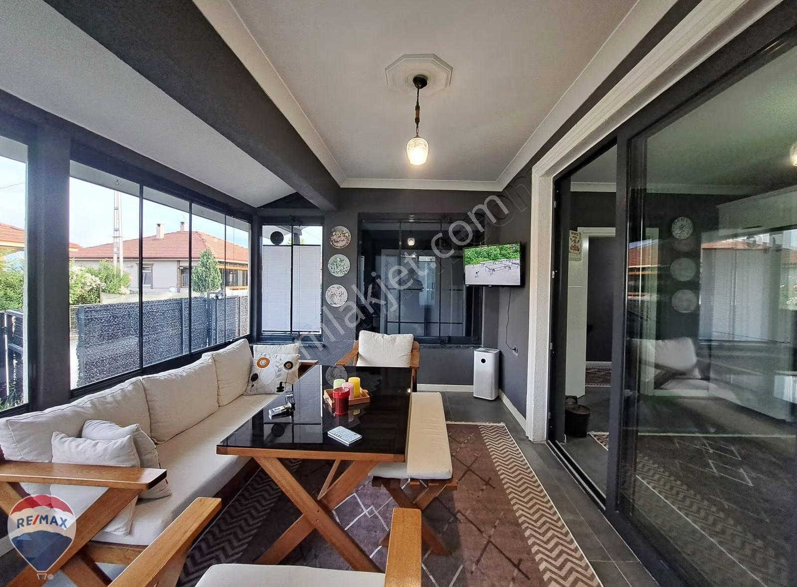 Remax Mavi'den Adapazarı'na 10 Dk, 351 M²arsada 3+1, Müstakil Ev - Görsel 14