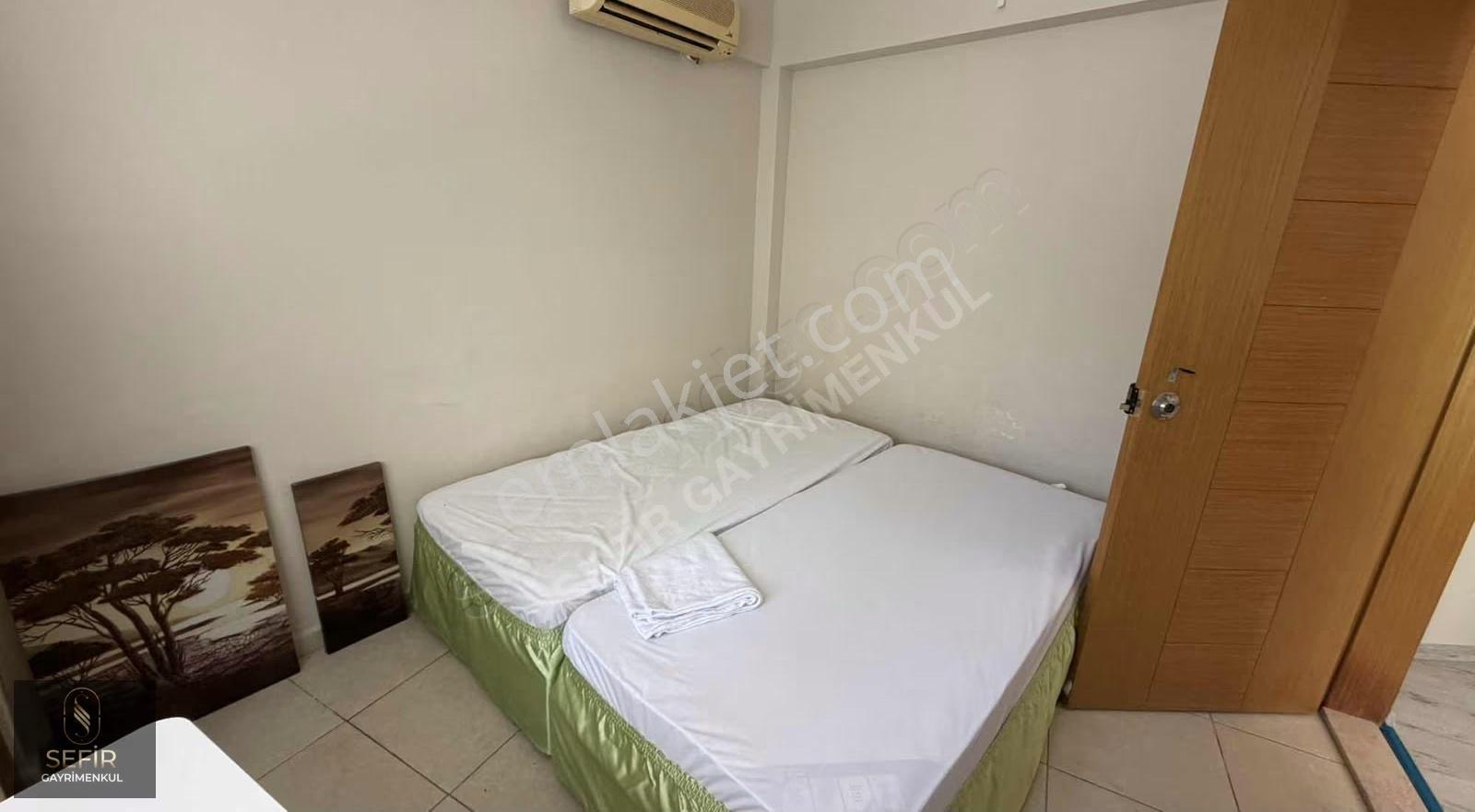 Camikebir Mahallesinde 70 M2 Eşyalı K.mutfak Kiralık 1+1 Daire - Görsel 2