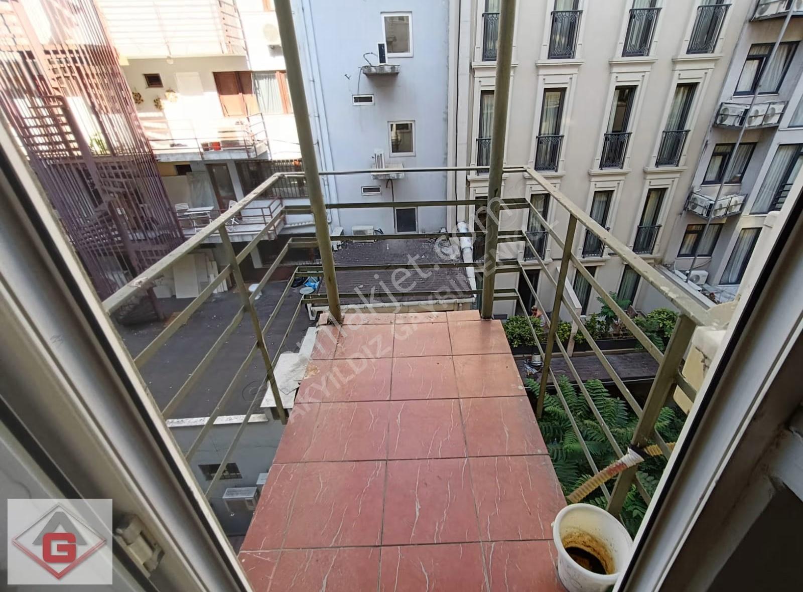 Şişli Merkez'de Asansörlü 1+1 Mobilyalı Ofis Depozito Yok! - Görsel 27