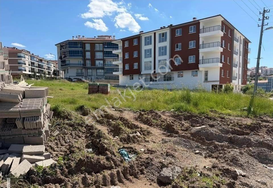 Beşikkayada Çok Katlıda Emsal İki Satılık 185 Metre Arsa - Görsel 27