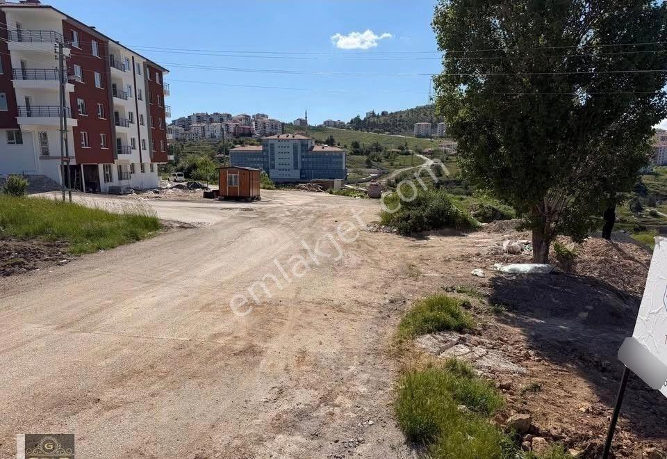Beşikkayada Çok Katlıda Emsal İki Satılık 185 Metre Arsa - Görsel 28