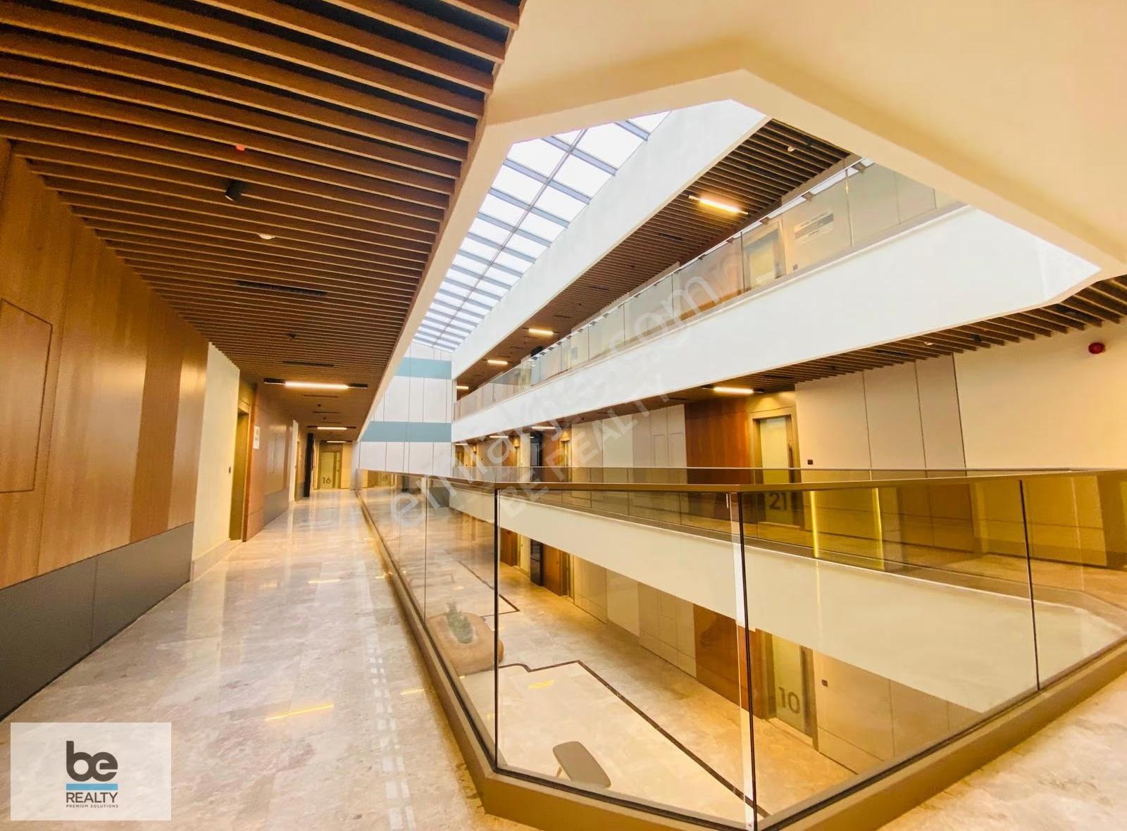 Aspendos Blv. Meidan Plazada Kiralık Prestijli Ofis - Görsel 14