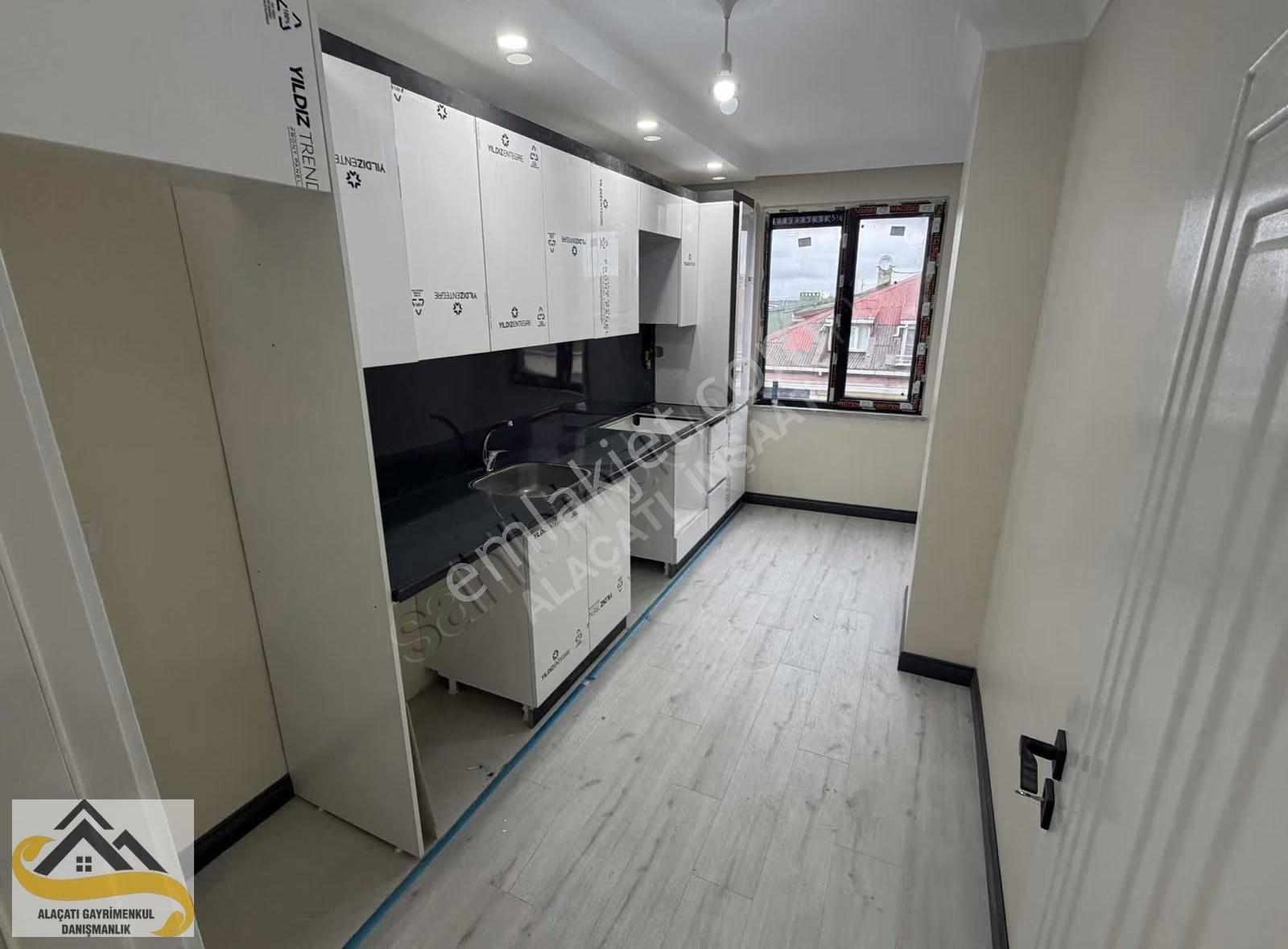 Alacatı İnş Gazi Mah 2+1 Site De Otoparklı Kiralik Daire - Görsel 8