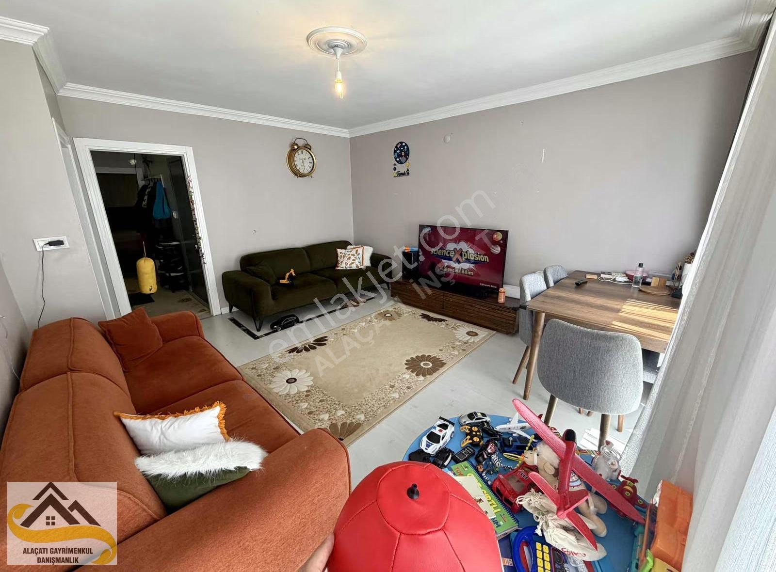 Alacatı İnş Gazi Mah 2+1 90 M2 1 Kat Asansörlü Satilik Daire
