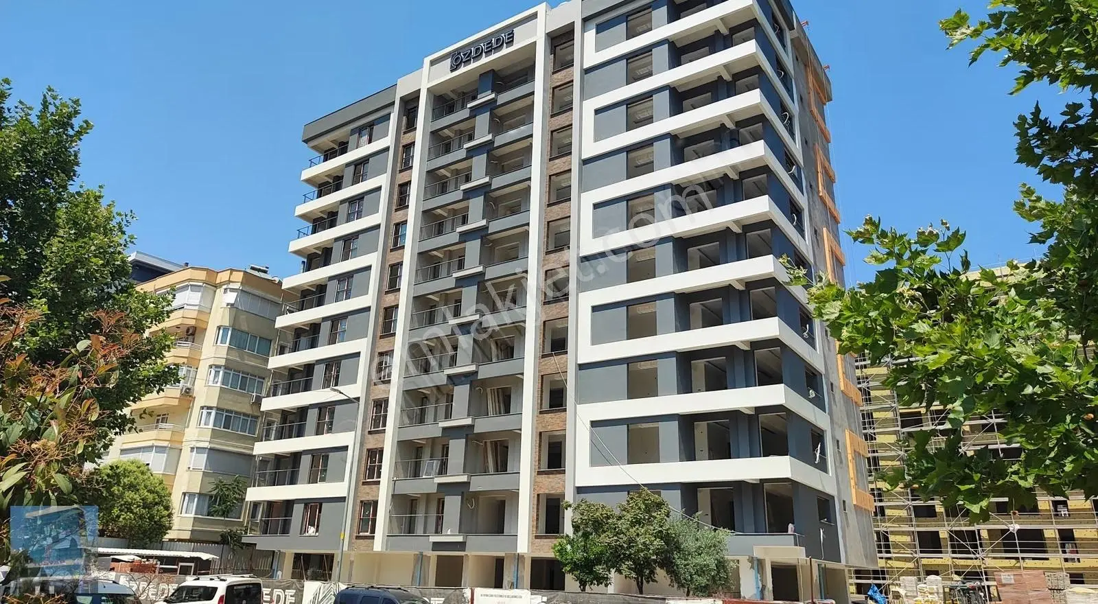 Bayraklı Mansuroğlu Mah. Satılık 3+1 Çift Cephe Ferah Daire