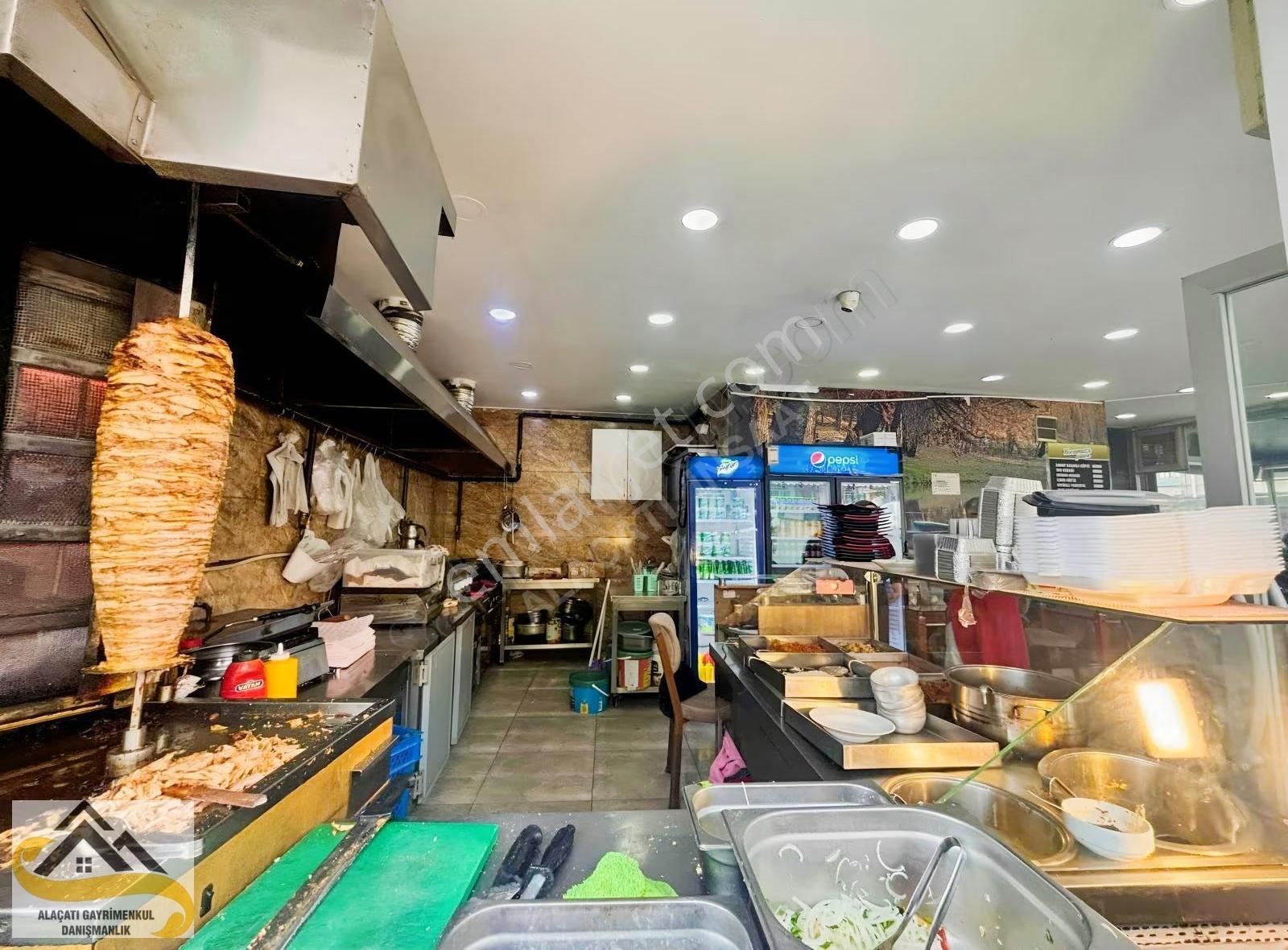 Devren Fest Food Lokanta Cadde Yoğun İnsan Sirkülasyon - Görsel 13