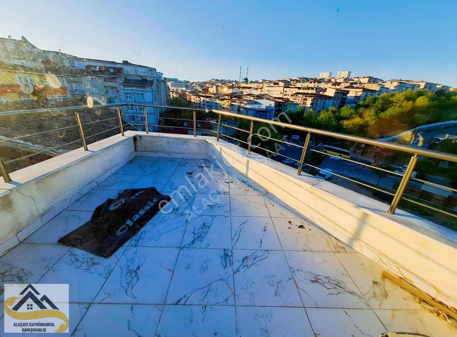 Alaçatı Dan 180 M2 4+2 3 Yaşında Dubleks - Görsel 26
