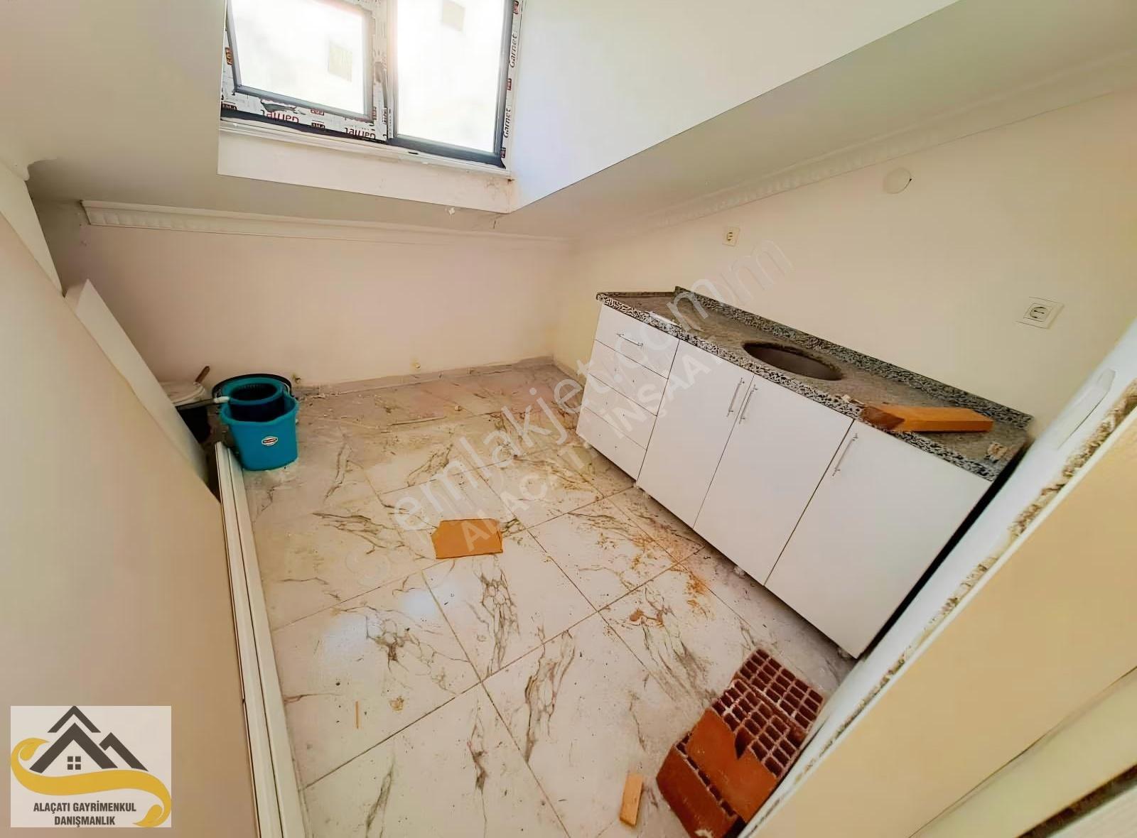 Alaçatı Dan 180 M2 4+2 3 Yaşında Dubleks - Görsel 15