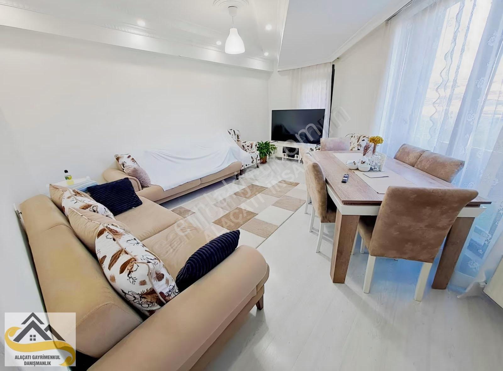 Alaçatı Dan 180 M2 4+2 3 Yaşında Dubleks