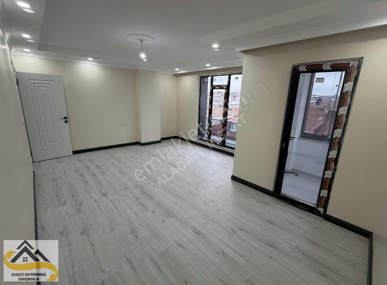 Alacatı İnş Gazi Mah 2+1 Site De Otoparklı Satilik Lüks Daireler - Görsel 26