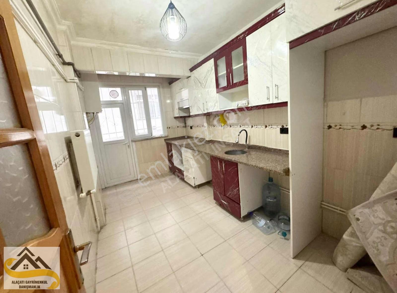 Alacatı Gayrimeykulden Kiralık Girieş Kat Daire - Görsel 22