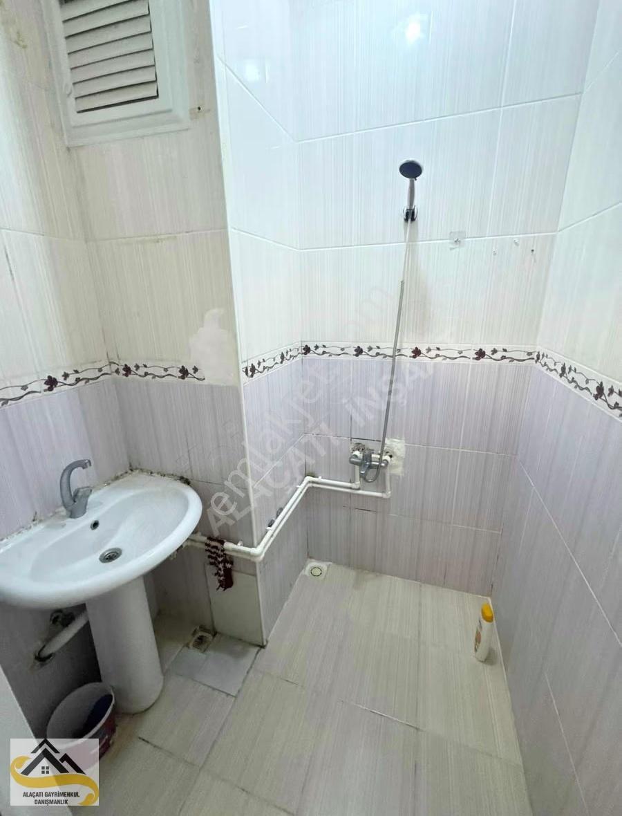 Alacatı Gayrimeykulden Kiralık Girieş Kat Daire - Görsel 3