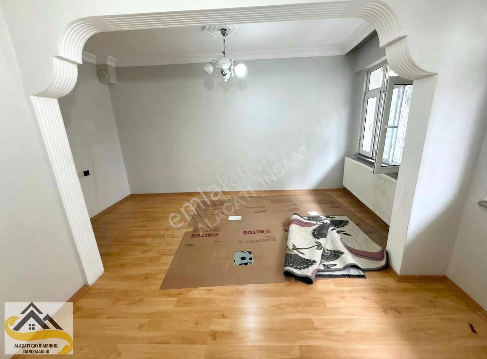 Alacatı Gayrimeykulden Kiralık Girieş Kat Daire - Görsel 8