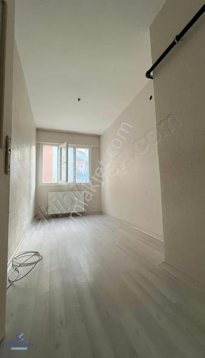 Karaköyde Yeni Gelin Evi Olabilecek 3+1 Arakat - Görsel 8