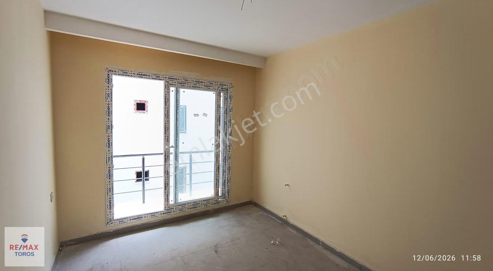 Remax Toros'tan Kocahasanlı'da Satılık 1+1 Fırsatı - Görsel 12