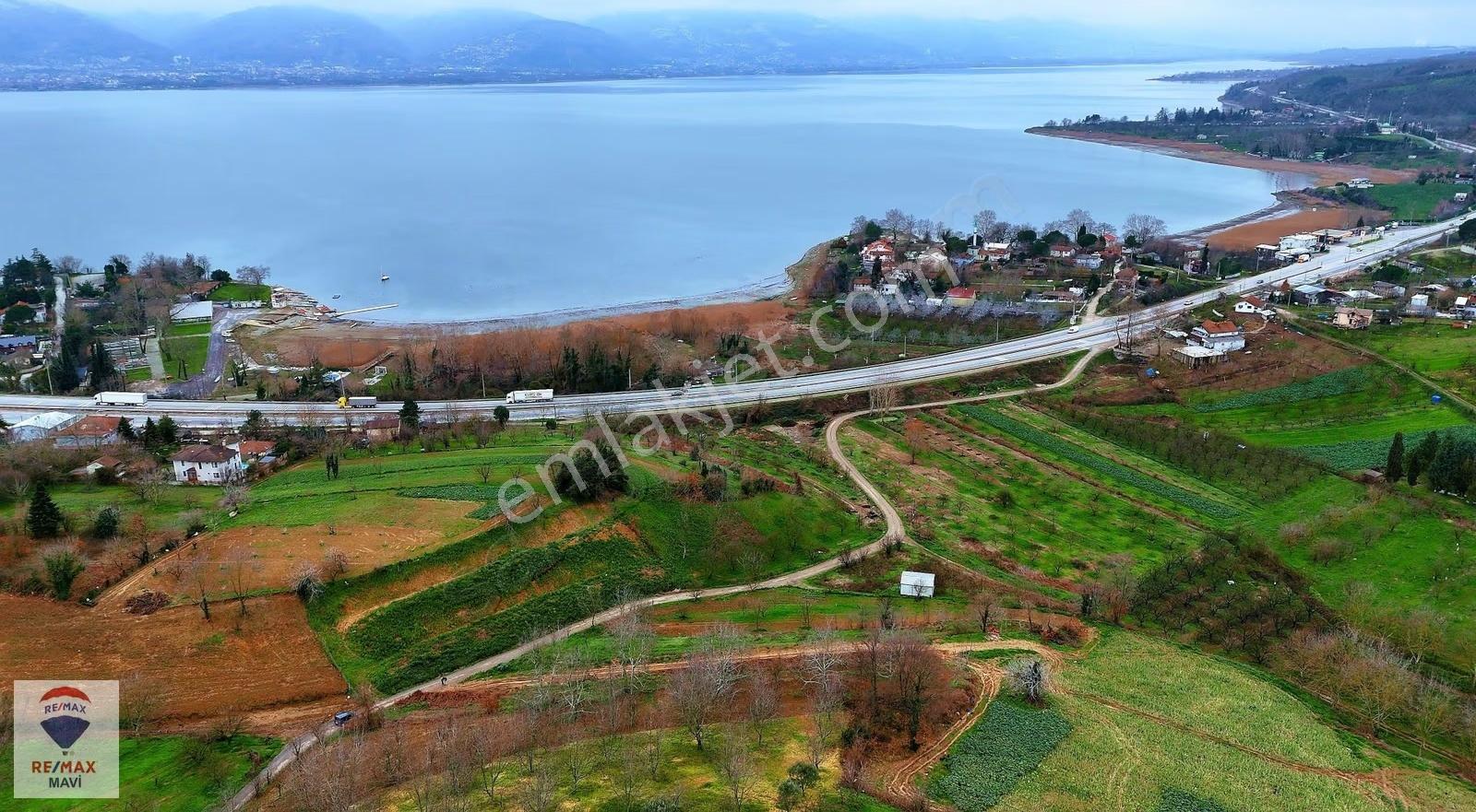 Aşağıdere Mah. Göl Manzaralı 1343 M² Muhteşem Arazi Re/max Mavi - Görsel 23