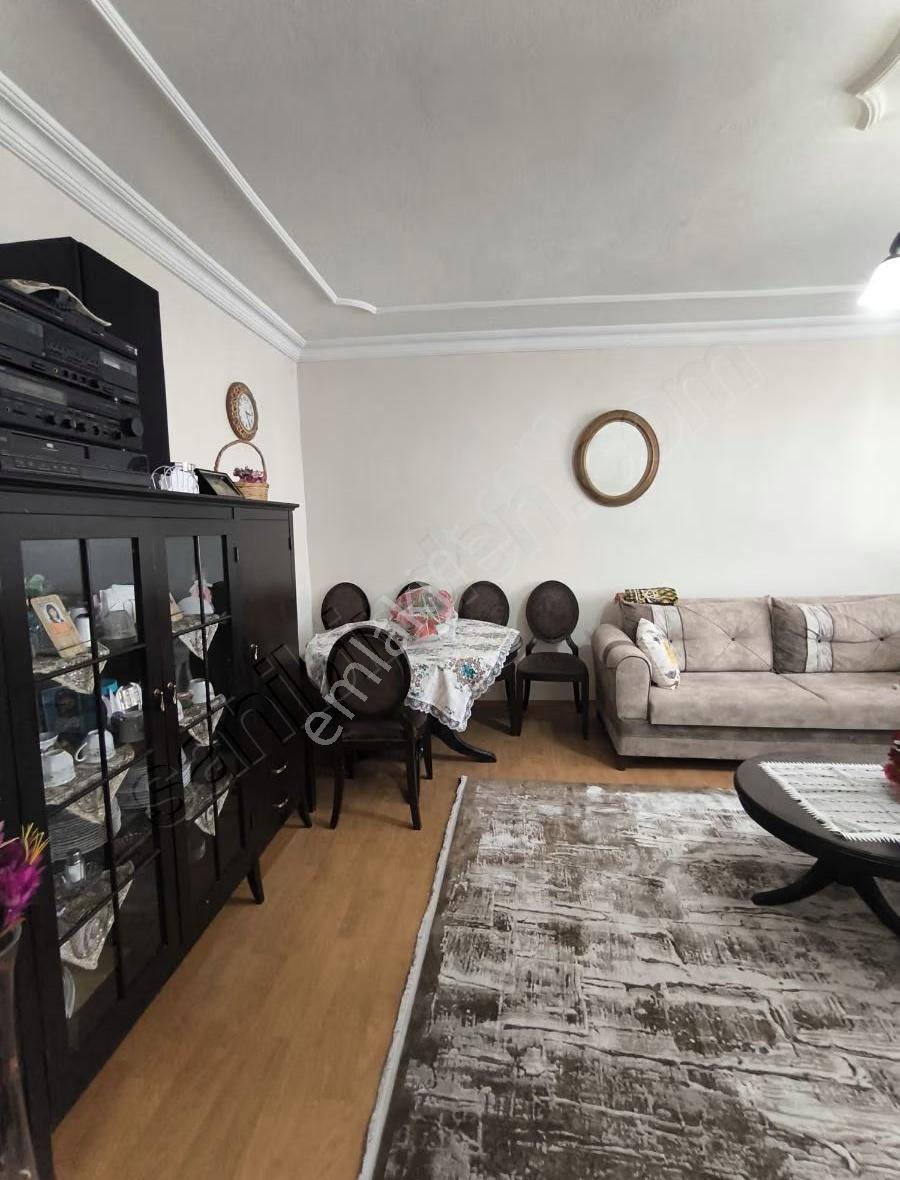 Yamanlar Emlaktan Ayanoğlu Mahallesinde Bakımlı Daire - Görsel 10