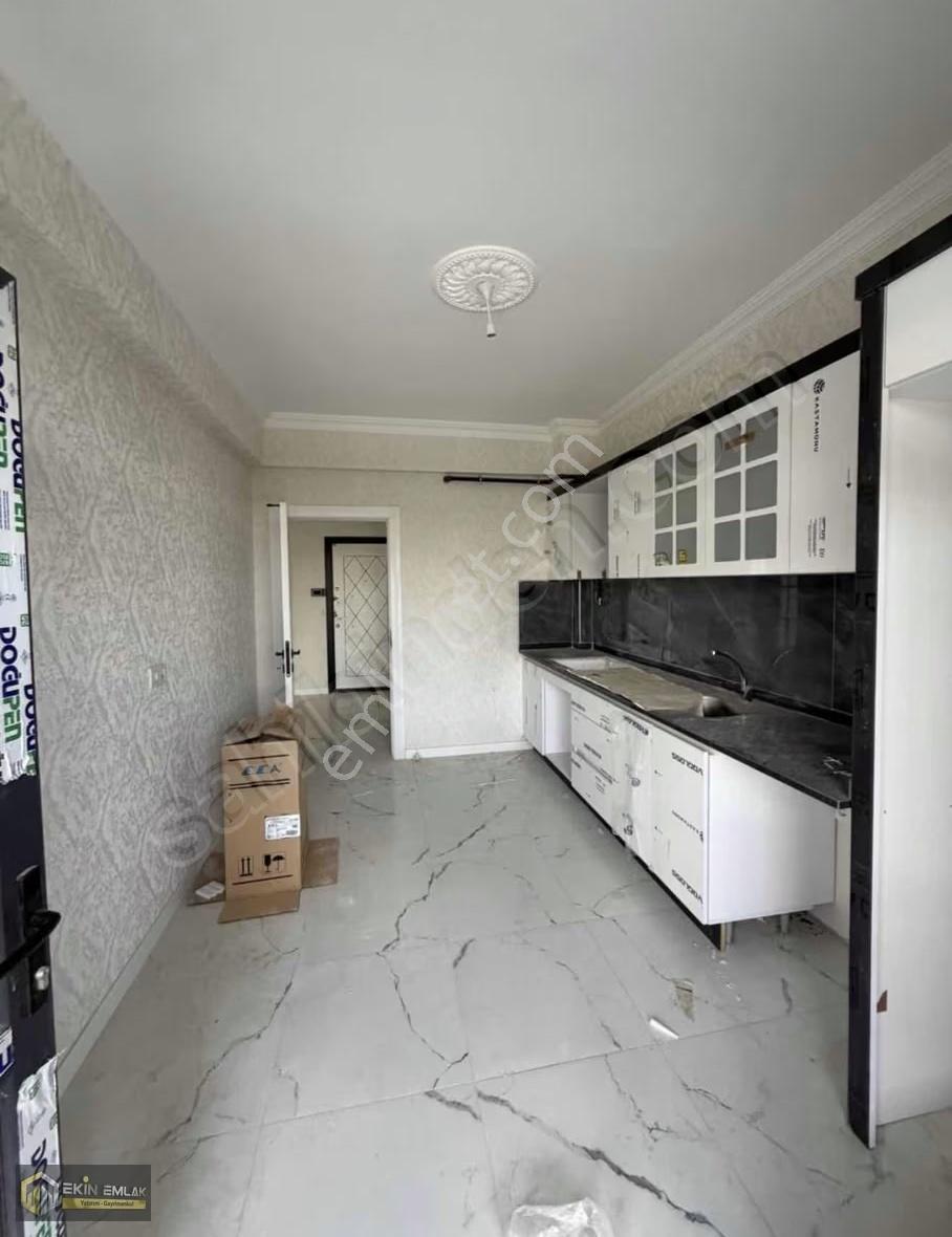 Konya Meram Yaylapınar Mah. Karamanyolu Yani 3+1 Kiralık - Görsel 3