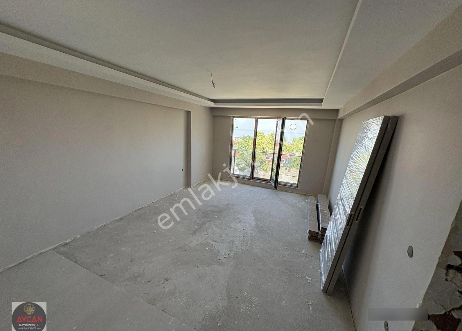 Erdek Zübeyde Hanım Caddesinde Satılık 3+1 Deniz Manzaralı Daire - Görsel 14
