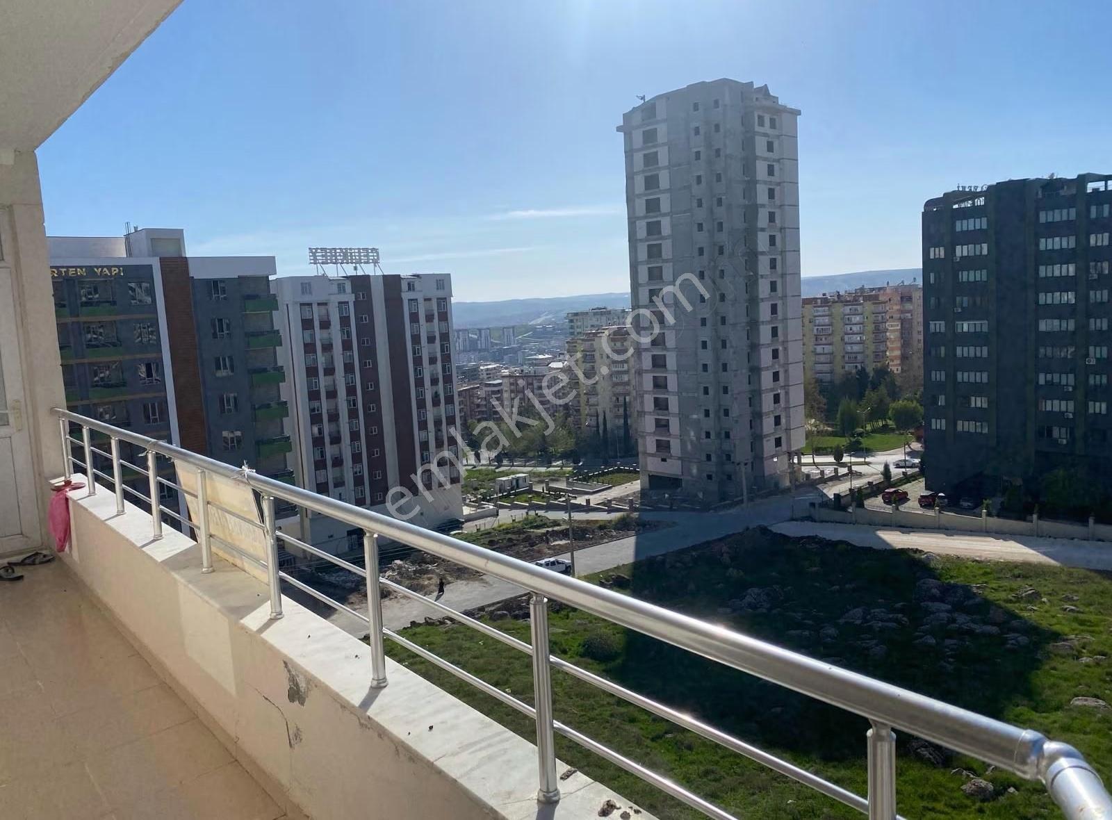 Doğukent Çocuk Oyun Dünyası Üstü Satılık 3+1 Bakımlı Daire. - Görsel 3