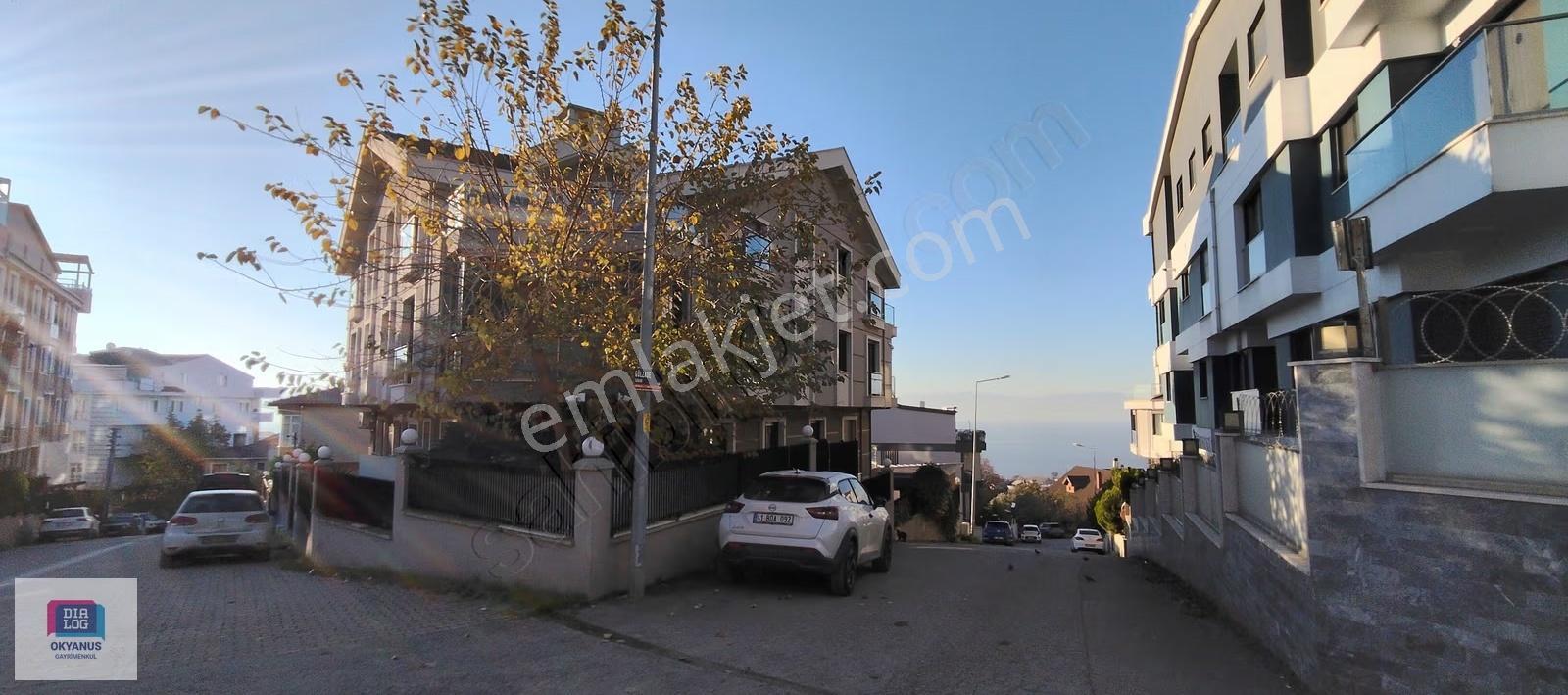 Darıca Cami Mahallesi'nde Lüx 3+1 Çatı Dubleks Daire